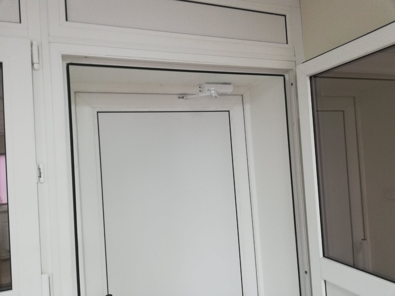 https://volgograd.delaem-okna.ru/storage/app/uploads/public/63f/48a/b0c/63f48ab0cafab082015542.jpg